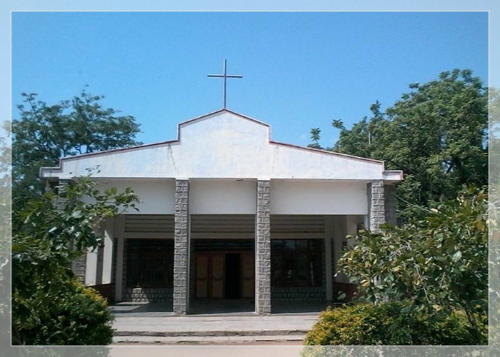 Risen Christ Church, Kowtal